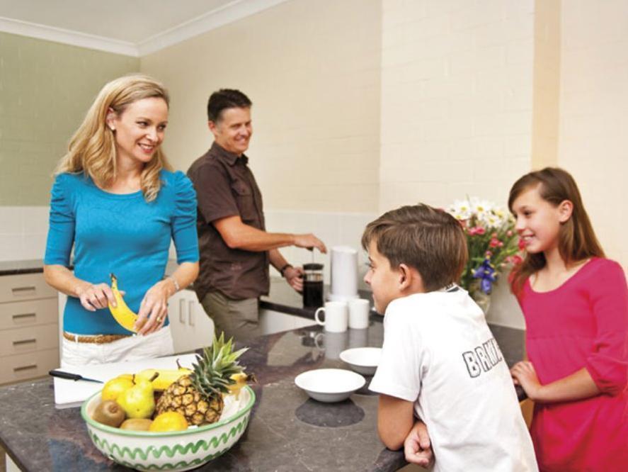 Oxley Court Serviced Apartments Canberra Buitenkant foto