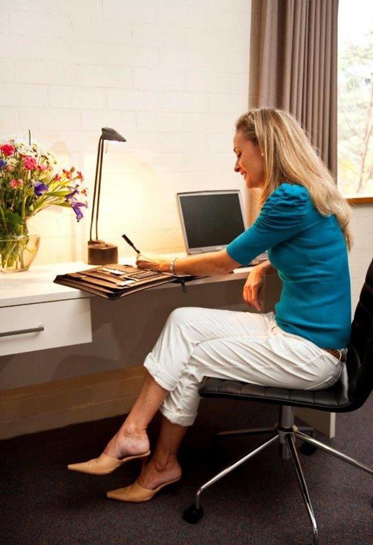 Oxley Court Serviced Apartments Canberra Buitenkant foto